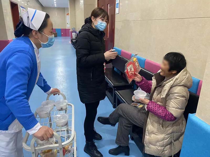 “金龙迎春到，欢乐闹元宵”武汉顾连康复医院开展元宵节暖心活动