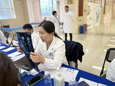 武汉顾连康复医院与武汉大学人民医院（湖北省人民医院）专科联盟续约签约仪式暨惠民义诊活动圆满举行